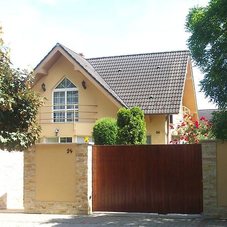Apartman Soos -- Only For Relaxation, Not For Party! Siofok Luaran gambar
